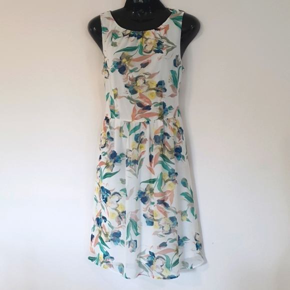 Esprit Dresses & Skirts - 🌻 ESPRIT 🌻 SIZE 12 Floaty Floral Midi Dress Fully Lined